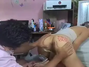 Chaturbate Adult Video Chat of pineappleflipped