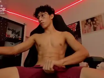 Chaturbate Sex Chat of velvet_skyn