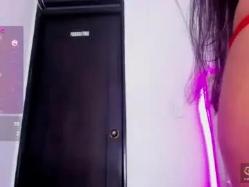Chaturbate Live Sex Cam of viioleta_stone