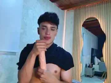 Chaturbate Live Sex Cam of ander_ashford77