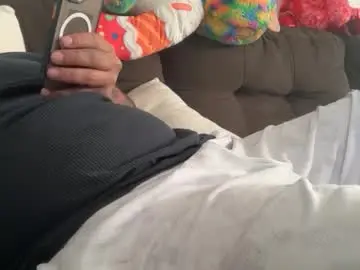 Chaturbate Live Sex Cam of bigheadaddy90