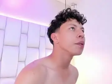 Chaturbate Best live sex cam show of willescobar