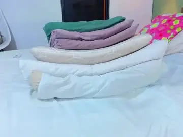 Chaturbate Adult Webcam of curvyebonyy_