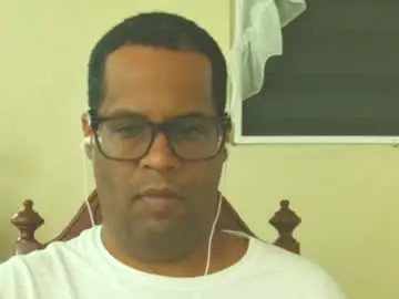 Chaturbate Live Sex of toni2814