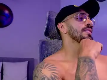 Chaturbate Watch Live Sex Cams of tony_muscle1