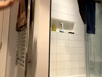 Chaturbate Live Sex Cam of benz10001