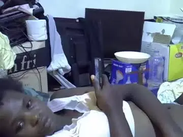 Chaturbate Live Sex Cam of sexy_aliyahh