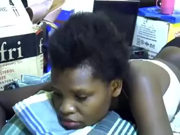 Chaturbate Live Sex Cam of sexy_aliyahh