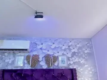 Chaturbate Live Sex Cam of violeta_medina