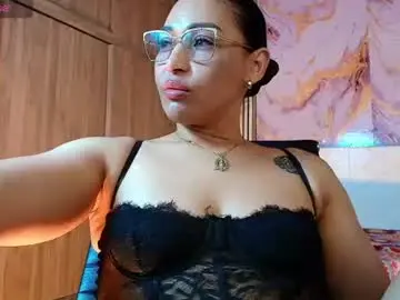 Chaturbate Live Sex of ivyshine7