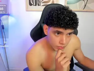 Chaturbate Watch Live Sex Cams of justin_payn14