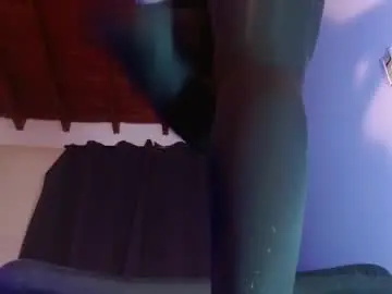 Chaturbate Adult Video Chat of mollyguns