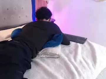 Chaturbate Live Porn of aiden_rivers_