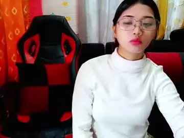 Chaturbate Live Sex Cam of hotrichelleann