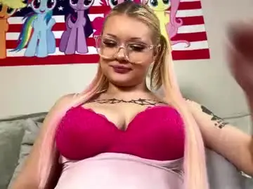 Chaturbate Adult Video Chat of lillycandyx