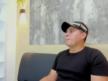 Chaturbate Free Live Porn of theo_wood3
