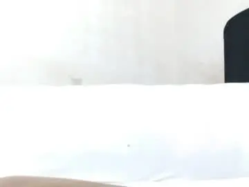 Chaturbate Live Sex of camilapaez1