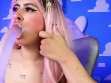 Chaturbate Live Sex Cam of foxy_angelica