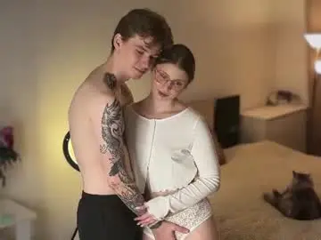 Chaturbate Sex Cam of ourlittlesecret_4u
