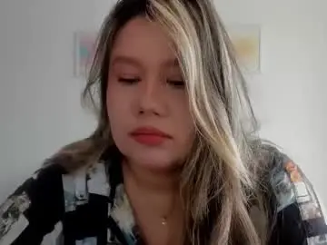Chaturbate Watch Live Sex Cams of sarasmith19