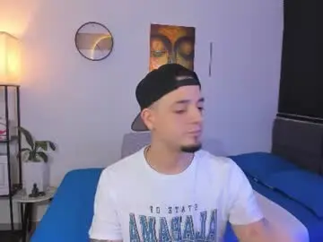 Chaturbate Watch Live Sex Cams of kendel_dimitri