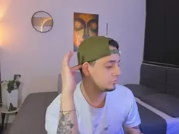 Chaturbate Live Sex Cam of kendel_dimitri