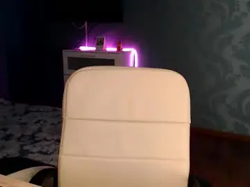 Chaturbate Adult Video Chat of molli_and_tom