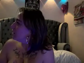 Chaturbate Free Porn Cam of bellabeanz