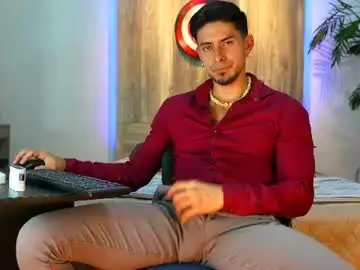 Chaturbate Live Sex of andrew_elliot