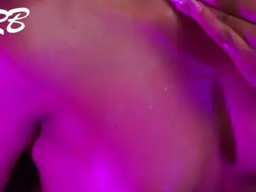 Chaturbate Live Sex Cam of abigail_adamss_