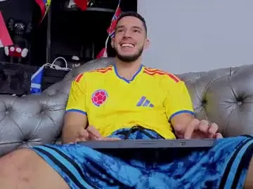 Chaturbate Live Sex of axel_tone