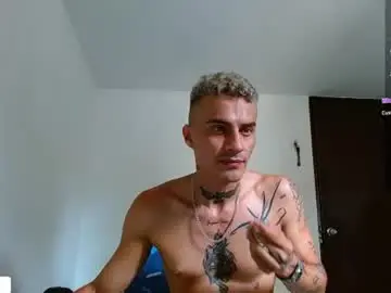 Chaturbate Free Porn Cam of bray_hotboy