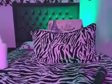Chaturbate Sex Cam of maxi_and_evan