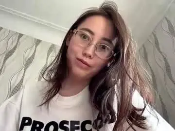Chaturbate Adult Webcams of erinnthurmond
