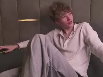 Chaturbate Best live sex cam show of curlytwinkboy