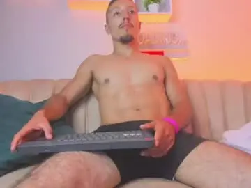Chaturbate Best live sex cam show of master_orion