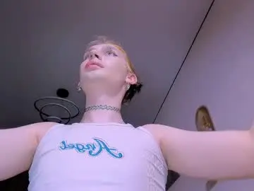 Chaturbate Live Sex of mikaella_nicole