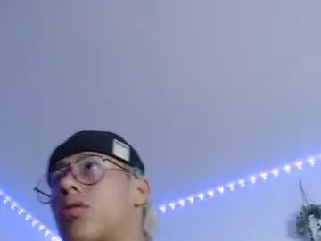 Chaturbate Watch Live Sex Cams of labrinthteasing