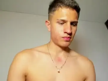 Chaturbate Nude Webcam of kevin_ahs1