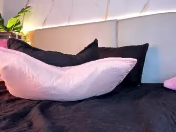 Chaturbate Live Sex of aprilgrey111