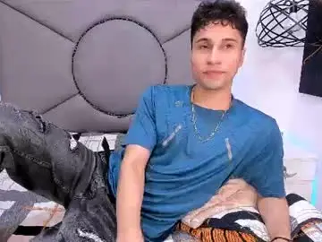 Chaturbate Free Live Porn of buddy_whitte