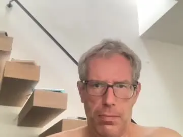 Chaturbate Live Sex Cam of choupipat1