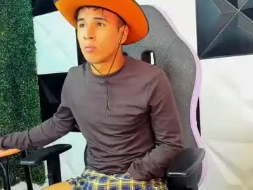 Chaturbate Free Porn Cam of damondark_