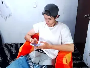 Chaturbate Best live sex cam show of noah_sokolov_