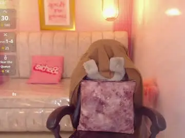 Chaturbate Sex Cam of madhison_klain_s