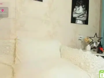 Chaturbate Sex Cam of emmaamazingeyes