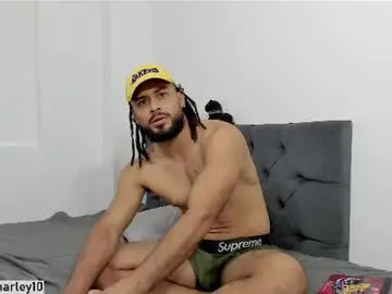 Chaturbate Live Sex Cam of louis_marley_