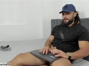 Chaturbate Sex Cam of louis_marley_