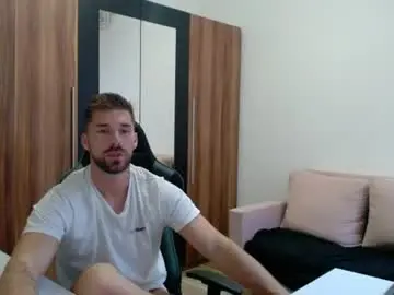 Chaturbate Adult Webcams of darius_94