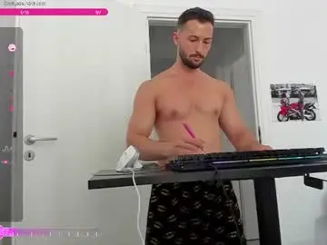 Chaturbate Sex Cam of hard_chriss